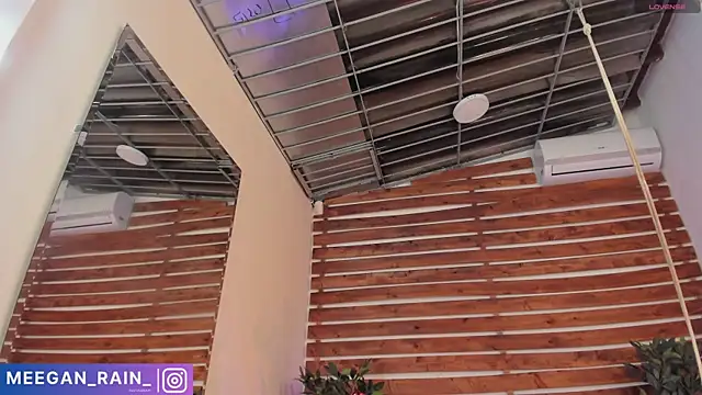  MeganRain online show from 16, 2, 2025