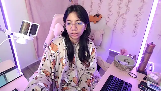 Nami usagi online show from 17, 12, 2025