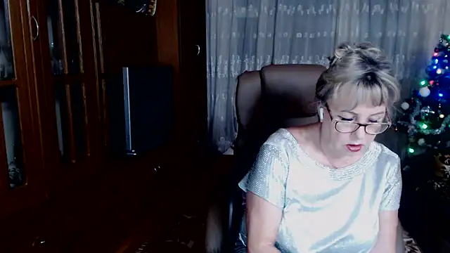 Snapshot of Kallliina chatting on 31, 12, 2024 Kallliina online show from 31, 12, 2024