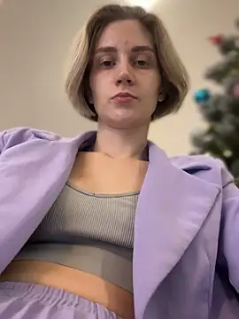 Feral berry 8133 online show from 13, 12, 2024