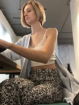 Feral berry 8133 online show from 7, 1, 2025