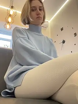 Feral berry 8133 online show from 17, 1, 2025