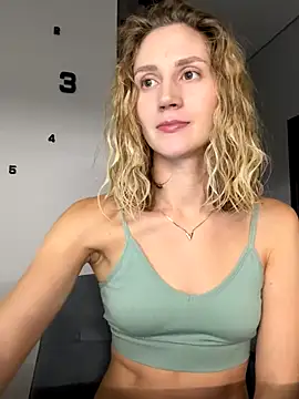 Feral berry 8133 online show from 19, 9, 2025