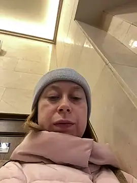 BrookeEvans online show from 25, 2, 2025