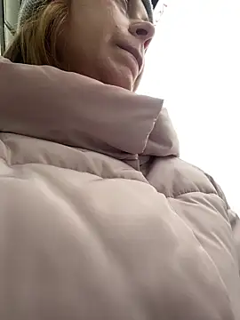 BrookeEvans online show from 6, 3, 2025