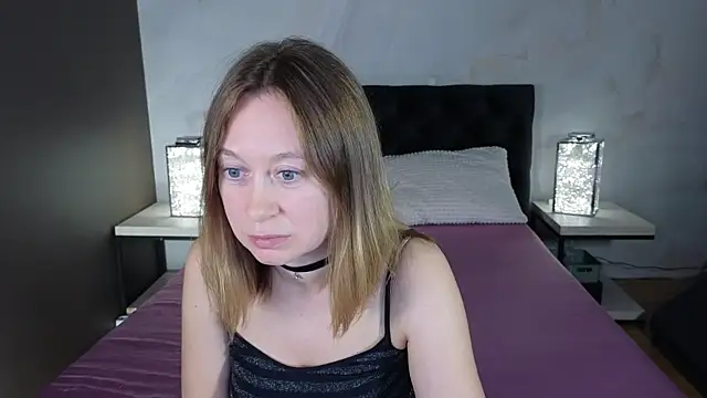 BrookeEvans online show from 23, 9, 2025