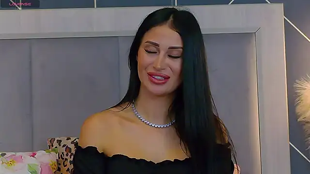 EmyLaveau online show from 20, 11, 2025