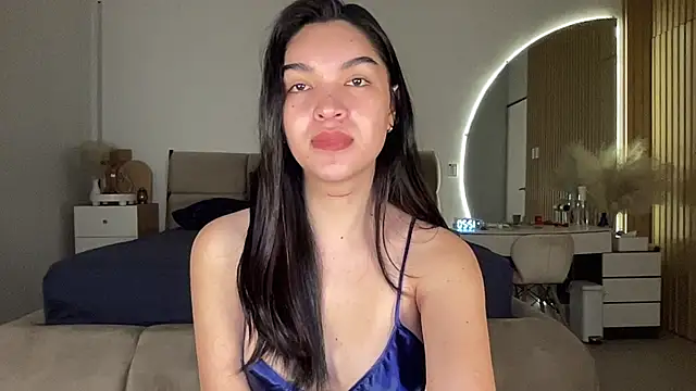 Snapshot of Rogueblaze chatting on 19, 9, 2025 Rogueblaze online show from 19, 9, 2025