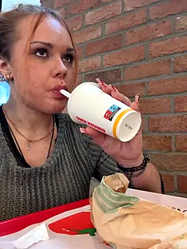 PennyPrincess online show from 2, 11, 2025