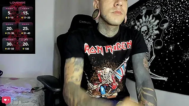 Snapshot of josh__ackerman chatting on 11, 1, 2025 josh ackerman online show from 11, 1, 2025