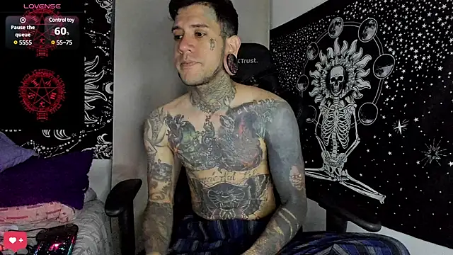 Snapshot of josh__ackerman chatting on 13, 1, 2025 josh ackerman online show from 13, 1, 2025