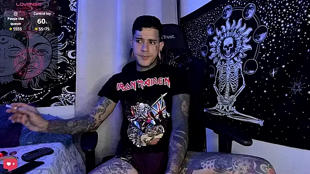 Snapshot of josh__ackerman chatting on 25, 1, 2025 josh ackerman online show from 25, 1, 2025