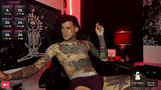 Snapshot of josh__ackerman chatting on 21, 2, 2025 josh ackerman online show from 21, 2, 2025