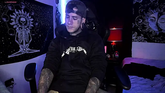 Snapshot of josh__ackerman chatting on 28, 2, 2025 josh ackerman online show from 28, 2, 2025