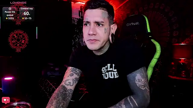 Snapshot of josh__ackerman chatting on 18, 9, 2025 josh ackerman online show from 18, 9, 2025