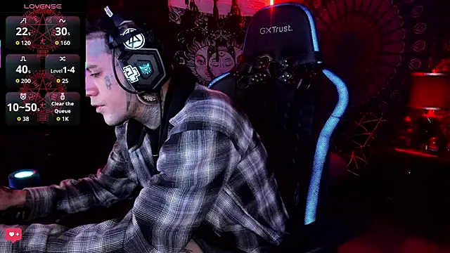 Snapshot of josh__ackerman chatting on 25, 9, 2025 josh ackerman online show from 25, 9, 2025