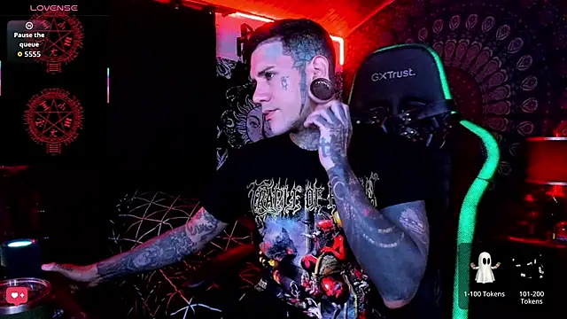 Snapshot of josh__ackerman chatting on 28, 9, 2025 josh ackerman online show from 28, 9, 2025