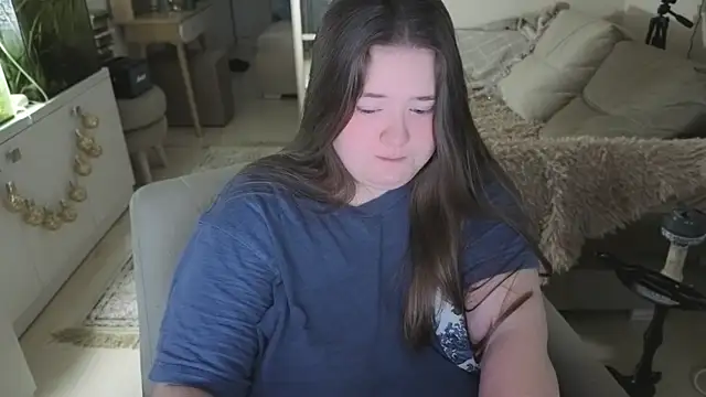 Snapshot of remirann_ chatting on 16, 1, 2026 remirann online show from 16, 1, 2026