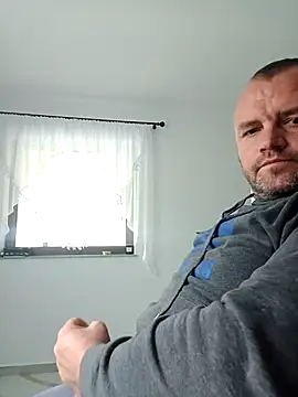 Adry1986 online show from 9, 10, 2025