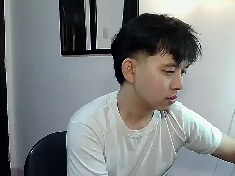 alfonsoasiancutie online show from 16, 12, 2025