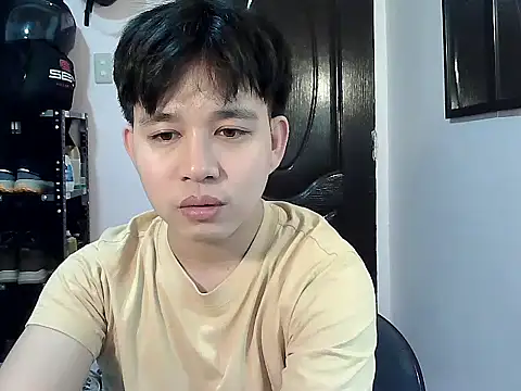 alfonsoasiancutie online show from 5, 2, 2026