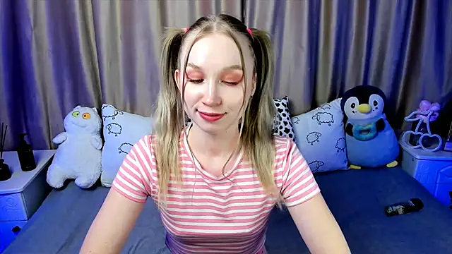 LilyStarlight online show from 9, 12, 2024