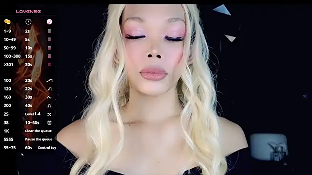 Snapshot of sugar_bbyxx chatting on 7, 11, 2025 sugar bbyxx online show from 7, 11, 2025