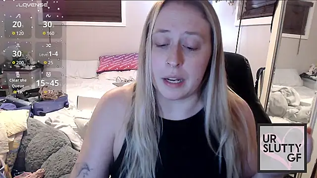 Snapshot of ursluttygf chatting on 22, 12, 2024 ursluttygf online show from 22, 12, 2024