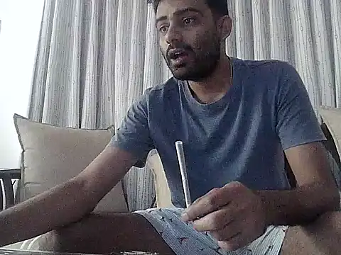 Snapshot of king_kong_india1 chatting on 24, 2, 2025 king kong india1 online show from 24, 2, 2025