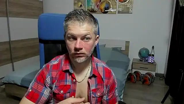 Snapshot of RobbyShawz chatting on 17, 3, 2026 RobbyShawz online show from 17, 3, 2026