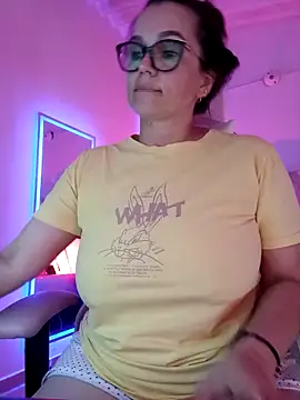 Snapshot of MariaPau_83 chatting on 19, 3, 2025 MariaPau 83 online show from 19, 3, 2025