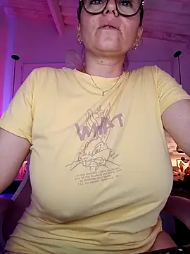 Snapshot of MariaPau_83 chatting on 19, 3, 2025 MariaPau 83 online show from 19, 3, 2025