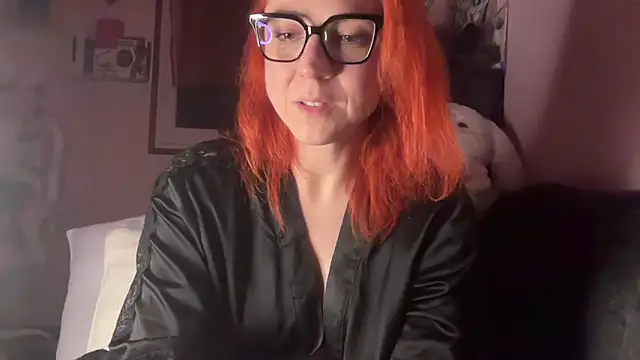 Nikky Divine online show from 6, 3, 2026