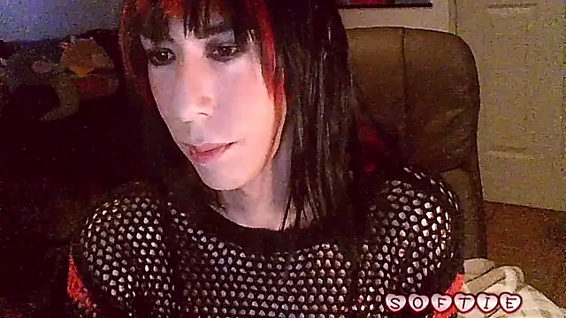 Snapshot of crystalxh chatting on 5, 11, 2025 crystalxh online show from 5, 11, 2025