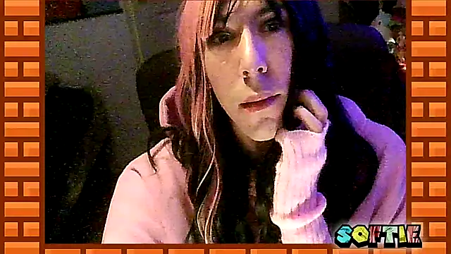 Snapshot of crystalxh chatting on 12, 11, 2025 crystalxh online show from 12, 11, 2025