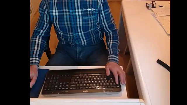 dutchpornking online show from 17, 1, 2025