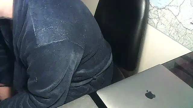 Snapshot of DUDURA@xh chatting on 31, 1, 2025 DUDURAxh online show from 31, 1, 2025