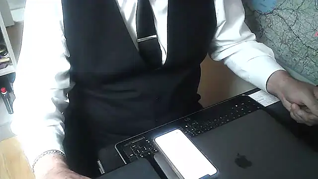 Snapshot of DUDURA@xh chatting on 3, 2, 2025 DUDURAxh online show from 3, 2, 2025