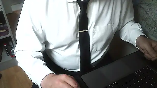 Snapshot of DUDURA@xh chatting on 4, 3, 2025 DUDURAxh online show from 4, 3, 2025