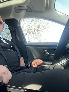 Snapshot of DUDURA@xh chatting on 4, 3, 2025 DUDURAxh online show from 4, 3, 2025