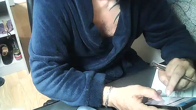 Snapshot of DUDURA@xh chatting on 19, 11, 2025 DUDURAxh online show from 19, 11, 2025