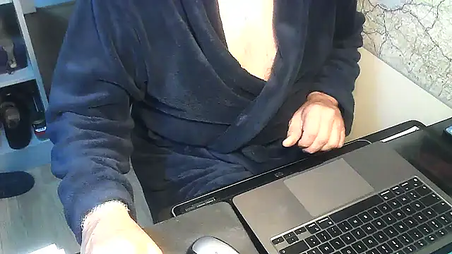 Snapshot of DUDURA@xh chatting on 21, 11, 2025 DUDURAxh online show from 21, 11, 2025