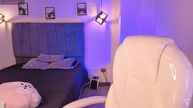 Catalinaa martinez online show from 30, 10, 2025