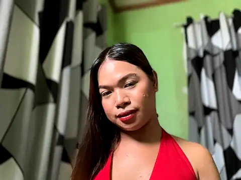 Snapshot of Kiana_Lee chatting on 14, 11, 2025 Kiana Lee online show from 14, 11, 2025