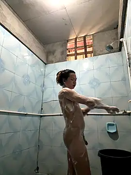 Snapshot of Kiana_Lee chatting on 18, 11, 2025 Kiana Lee online show from 18, 11, 2025