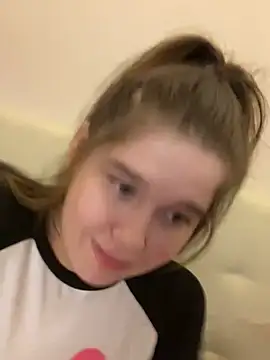 HornyGirlH online show from 21, 2, 2025