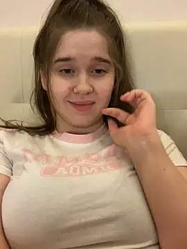 HornyGirlH online show from 6, 3, 2025