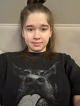 HornyGirlH online show from 19, 3, 2026