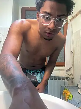 Snapshot of samuchoco21 chatting on 8, 4, 2026 samuchoco21 online show from 8, 4, 2026