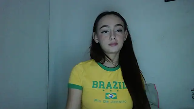 Snapshot of nathaly_bird chatting on 31, 1, 2025 nathaly bird online show from 31, 1, 2025